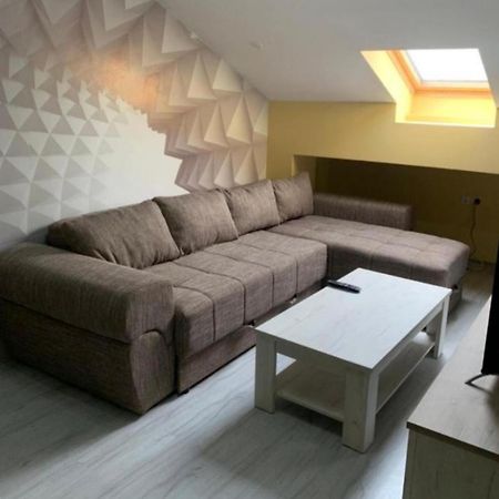 Apartamento Zara Apartman Krusevac - Centar Exterior foto